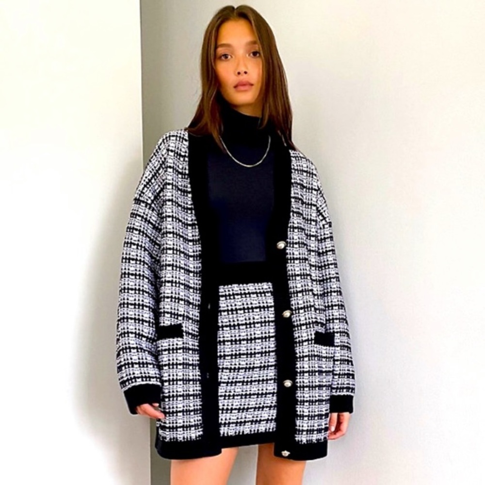 ISO Aritzia Lacer Cardigan and Salvatore skirt